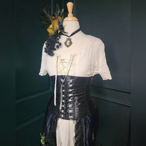 Steampunk Saloon Girl Women's Halloween Costume